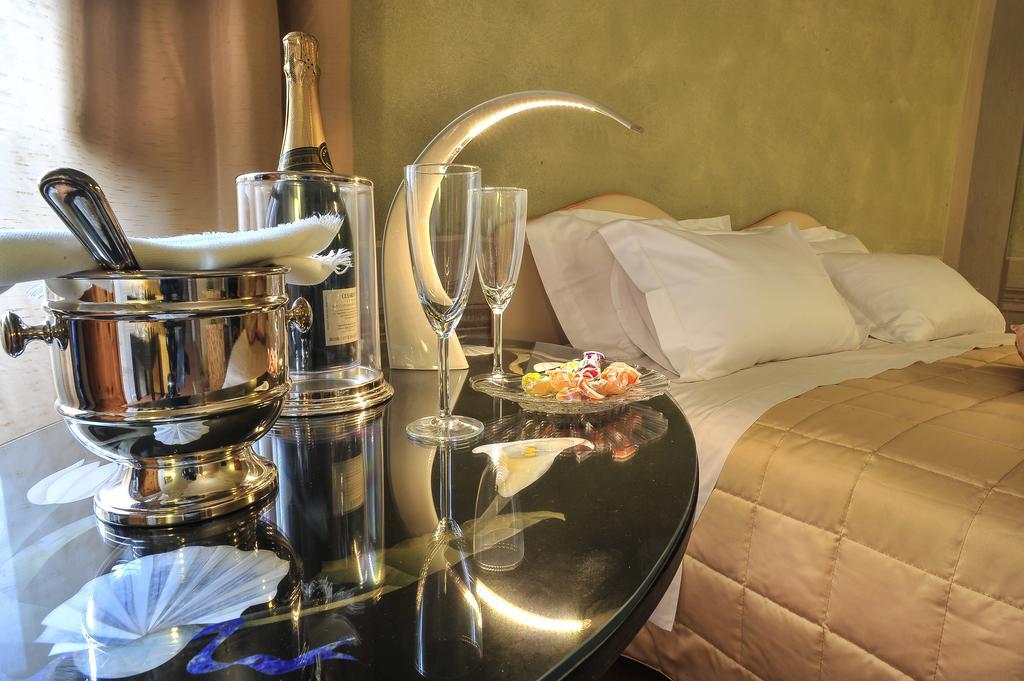 Torre Dei Lari Residenza D'Epoca Bed & Breakfast Firenze Rom bilde