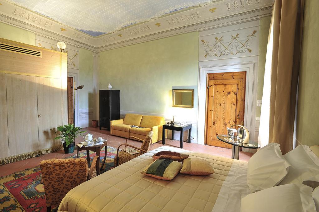 Torre Dei Lari Residenza D'Epoca Bed & Breakfast Firenze Rom bilde