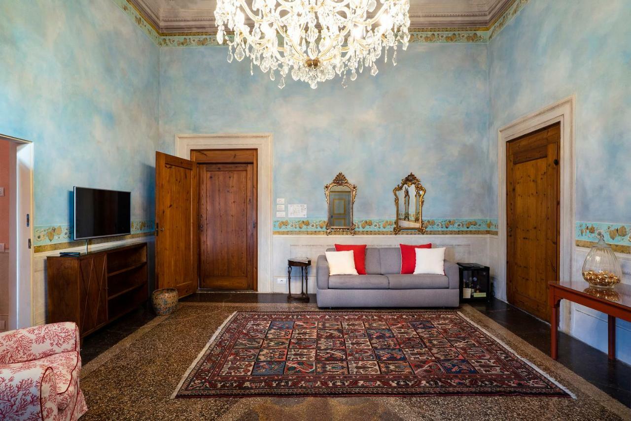 Torre Dei Lari Residenza D'Epoca Bed & Breakfast Firenze Eksteriør bilde